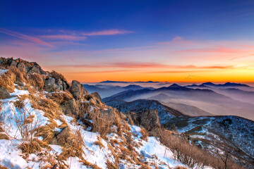 beautiful-landscape-sunset-deogyusan-national-park-winter-south-korea.jpg